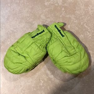 Patagonia toddler Mittens Size 6-12 months